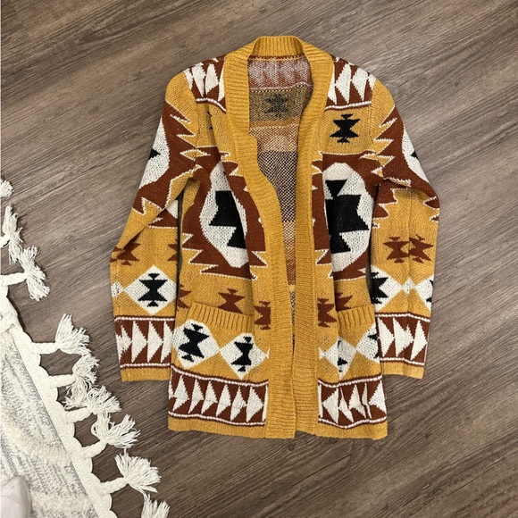 Aztec boho cardigan oversized sweater open in the front, geometric, size: small - Picture 3 of 6